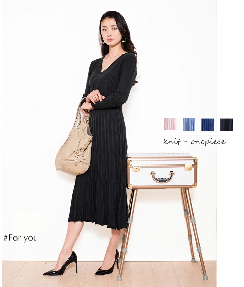 リボン付きニットワンピース